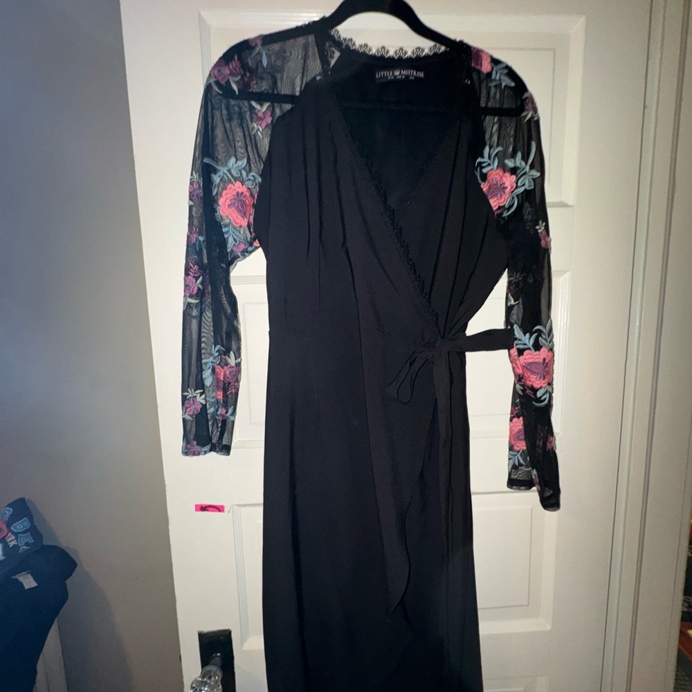 Semi formal dress, flower embroidered sleeves wrap around tie waist size 16